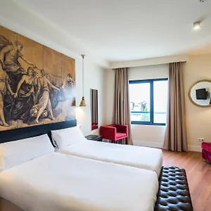 Yit El Postigo Hotel
